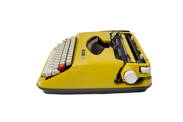 1968 Montgomery Ward Typewriter Professionally Serviced