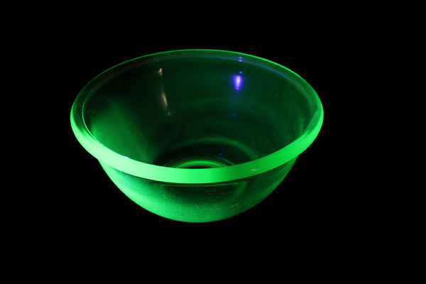 Vintage Uranium Glass Nesting Bowls by Hazel Atlas - Set of 5