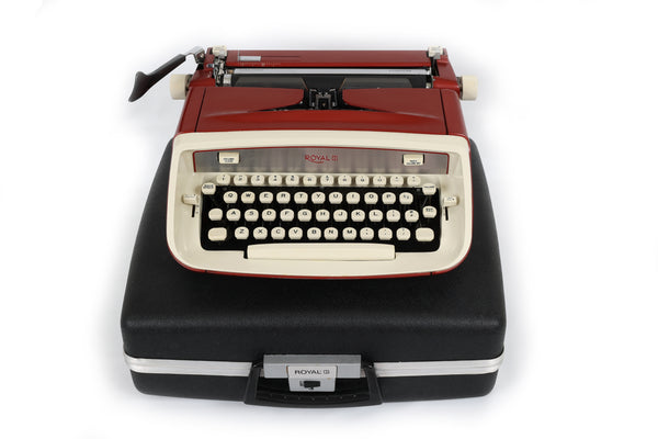 1960's Royal Custom and/or Safari Typewriter in Excellent Working Order