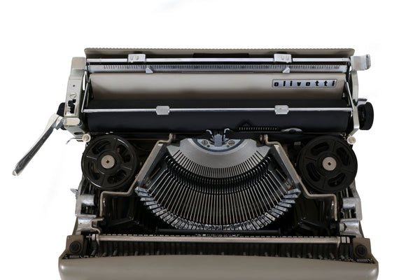 Refreshed Olivetti Lettera 22 Manual Typewriter - In Great Working Condition