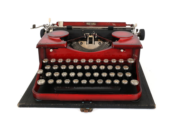 Refreshed Royal Model P Typewriter in Excellent Working Condition