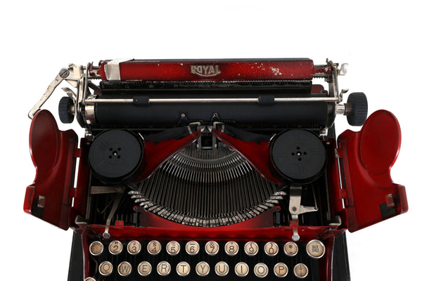 Refreshed Royal Model P Typewriter in Excellent Working Condition