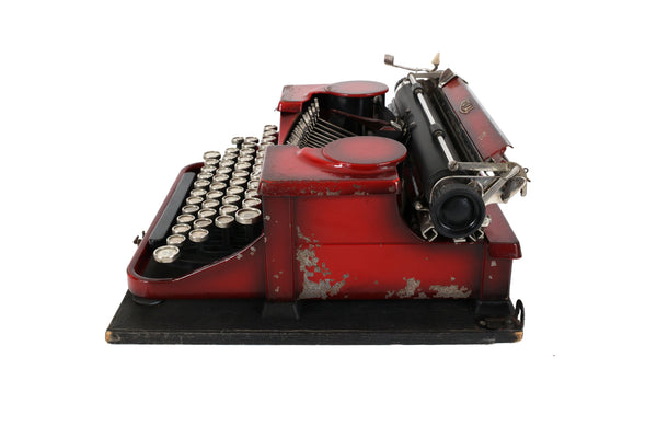 Refreshed Royal Model P Typewriter in Excellent Working Condition