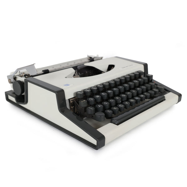 Refreshed Unis TBM DeLuxe Typewriter with Case