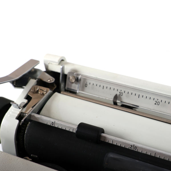 Refreshed Unis TBM DeLuxe Typewriter with Case