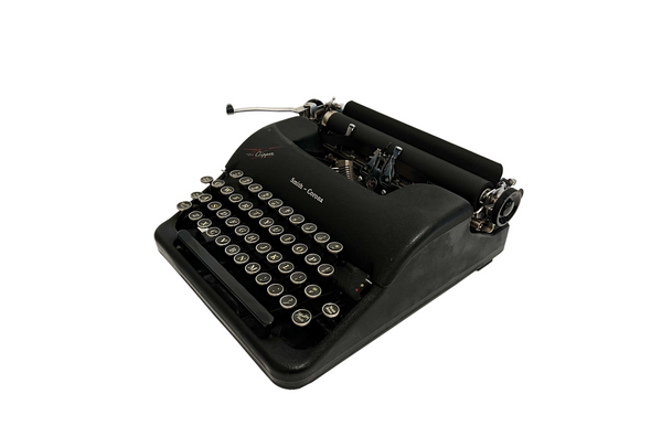 Refreshed Smith Corona Clipper Typewriter in Excellent Working Order